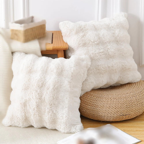 Coussin Soffice crème à relief pelucheux