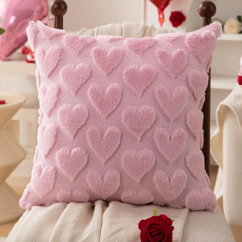 Coussin Amore en forme de cœur rose poudré
