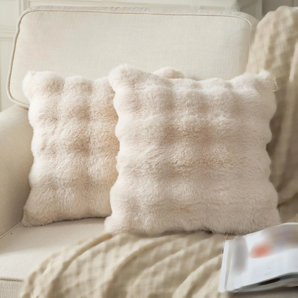 Coussin Soffice crème à relief pelucheux